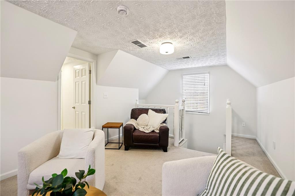 2268 Woodsfield Lane NE