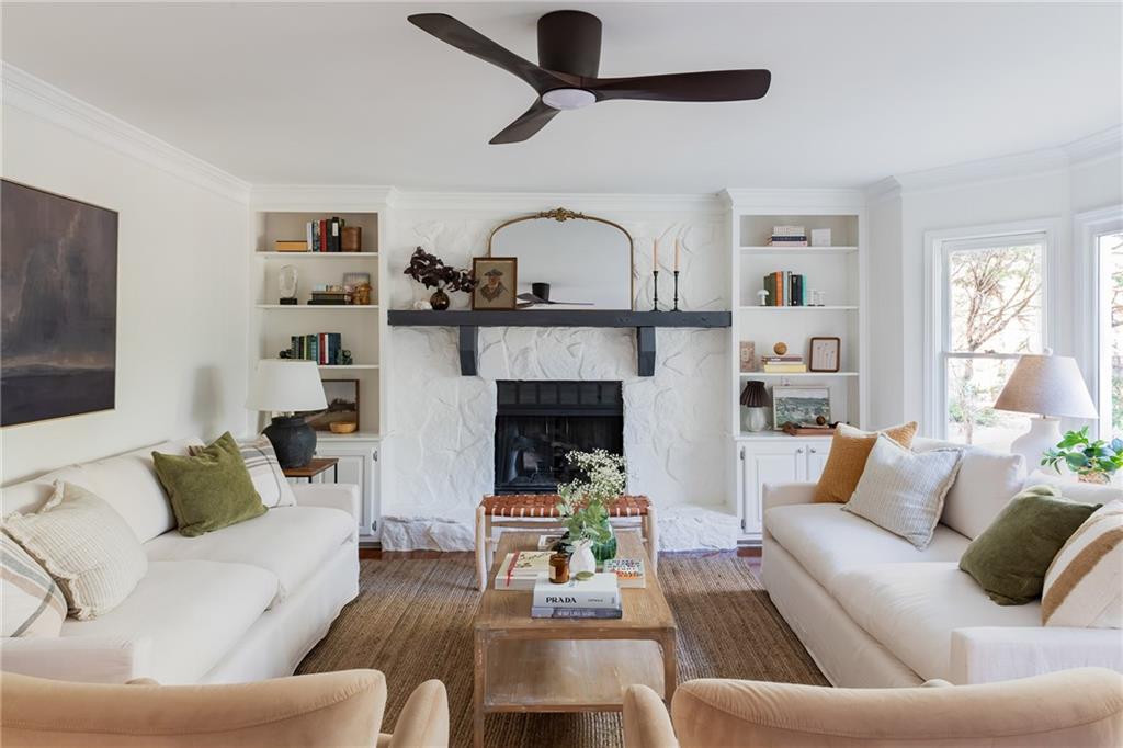 2268 Woodsfield Lane NE