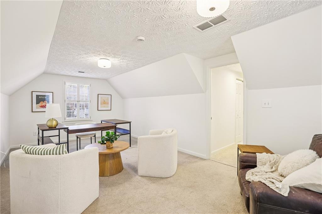 2268 Woodsfield Lane NE