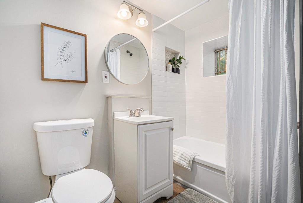 2693 Washington Street NW