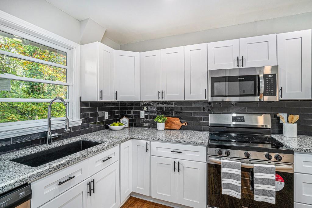 2693 Washington Street NW