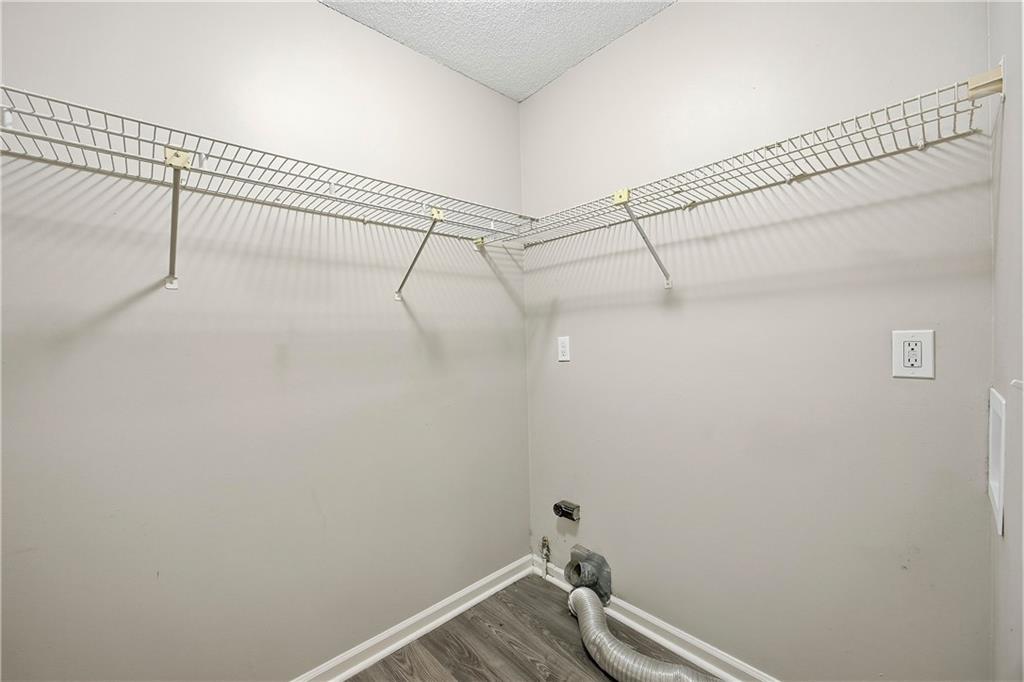 115 Willow View Point