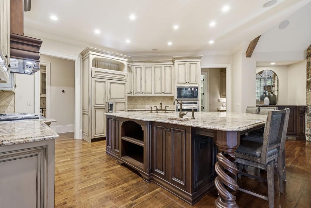 841 Camden Park Court NE