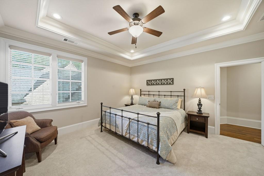 841 Camden Park Court NE