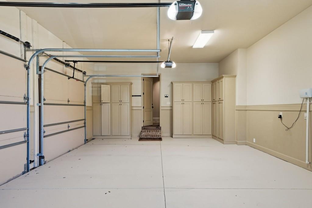 841 Camden Park Court NE