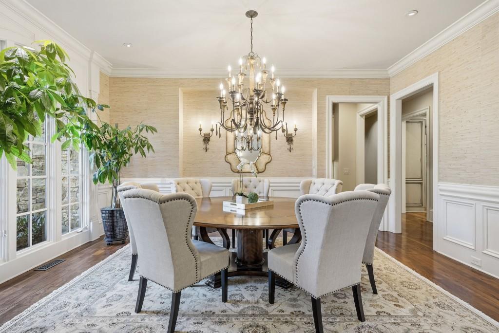 841 Camden Park Court NE