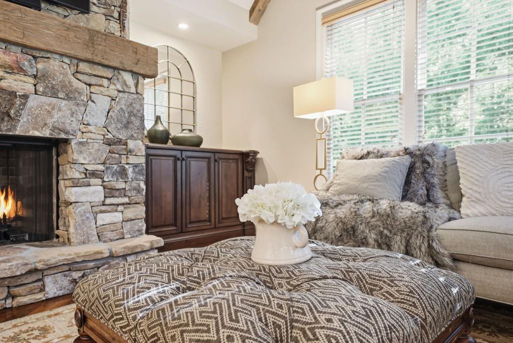 841 Camden Park Court NE