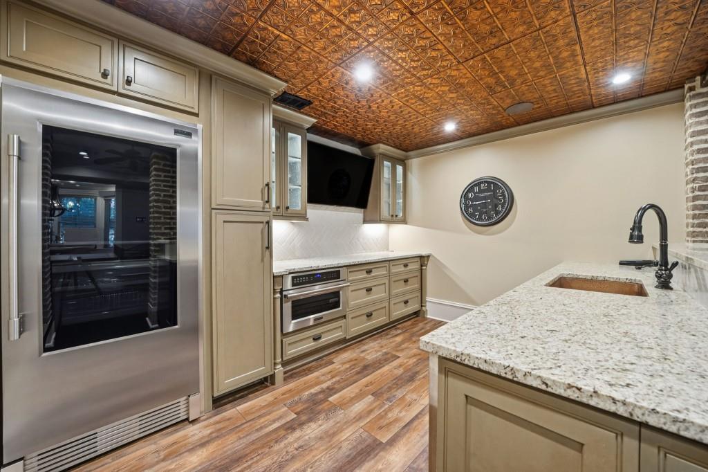 841 Camden Park Court NE