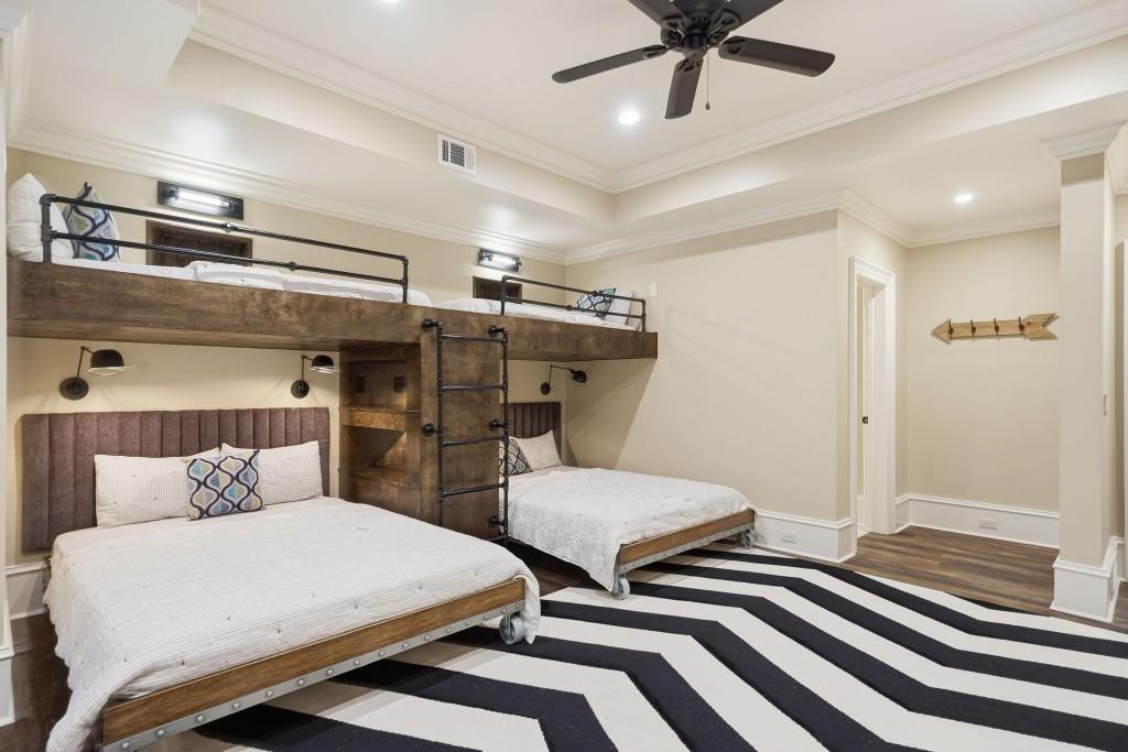 841 Camden Park Court NE