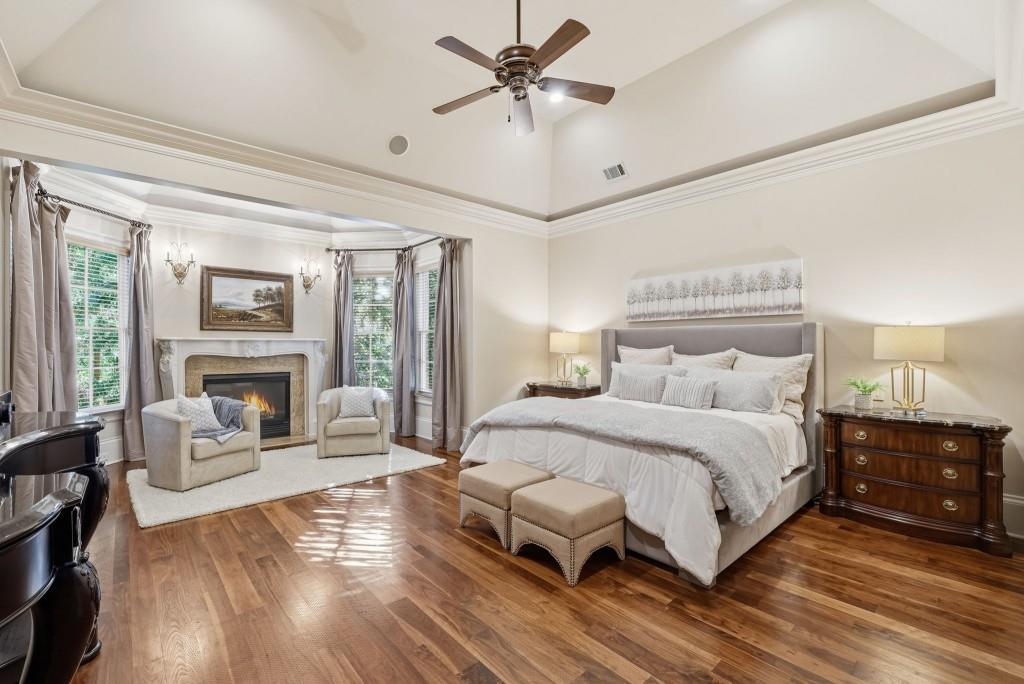 841 Camden Park Court NE