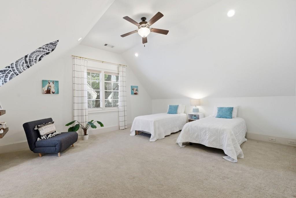 841 Camden Park Court NE