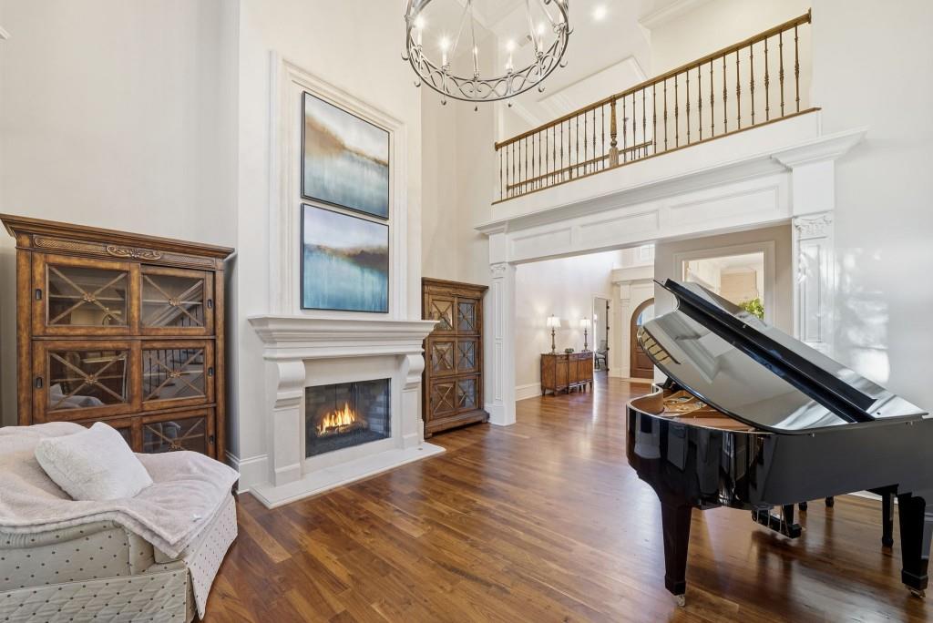 841 Camden Park Court NE