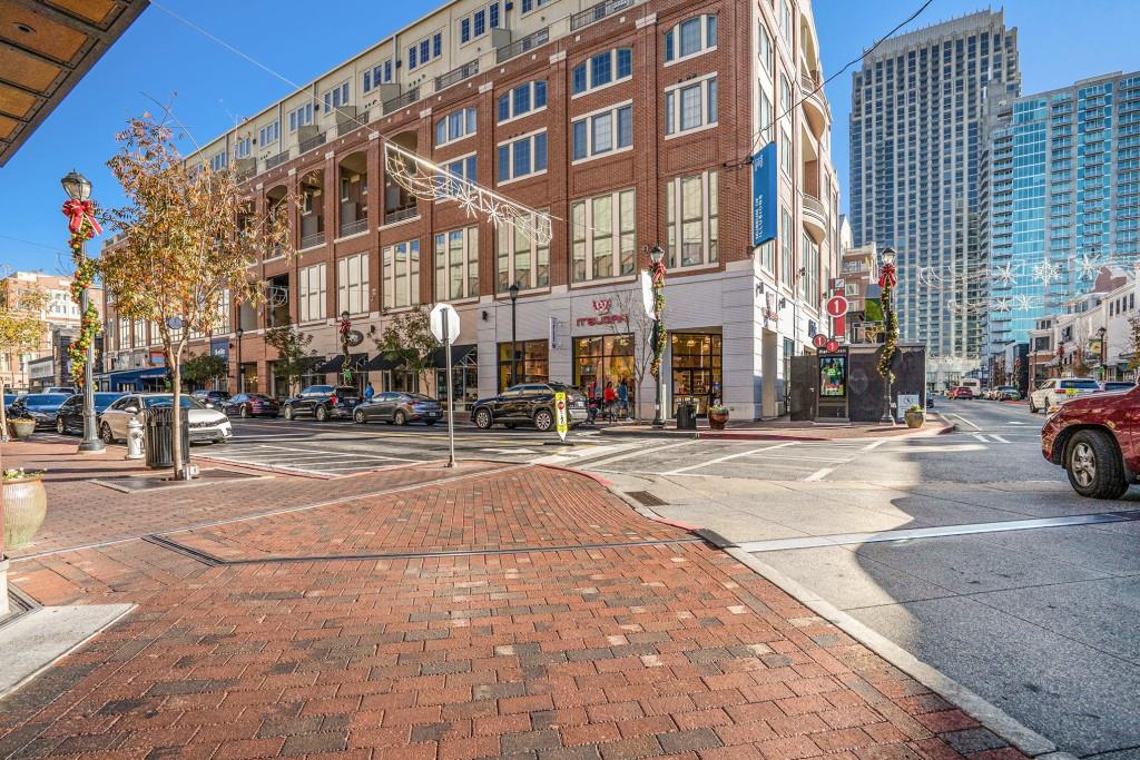 270 17th Street NW Unit 702