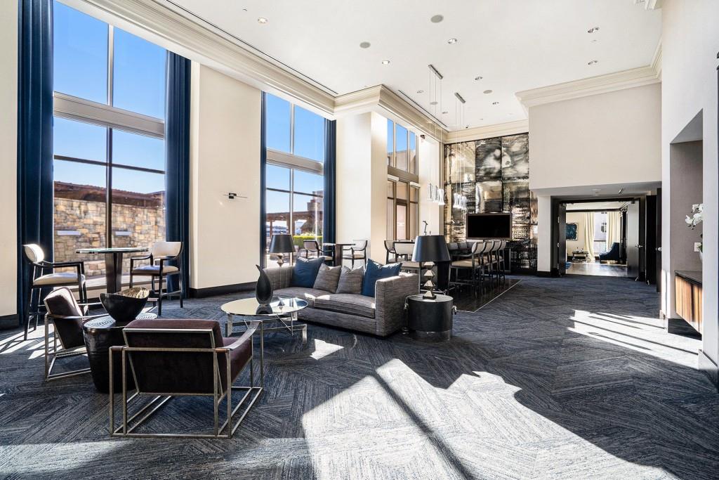 270 17th Street NW Unit 702