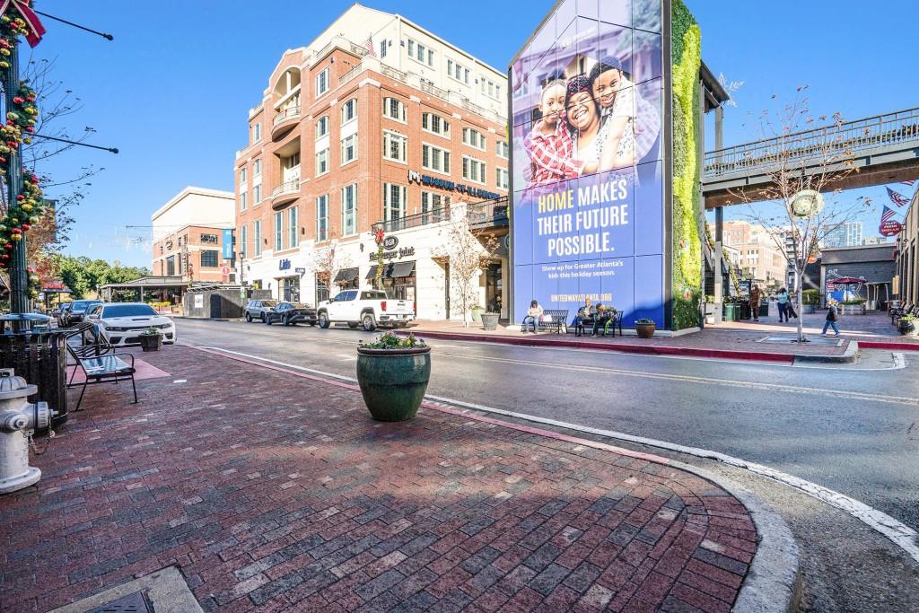 270 17th Street NW Unit 702