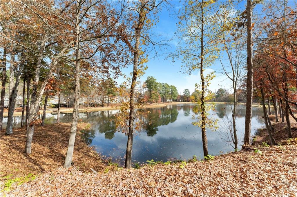 3301 Lathenview Court