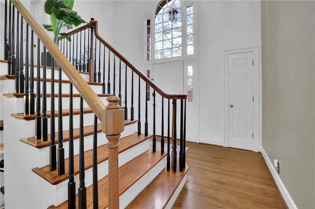 7155 Roswell Road Unit 14