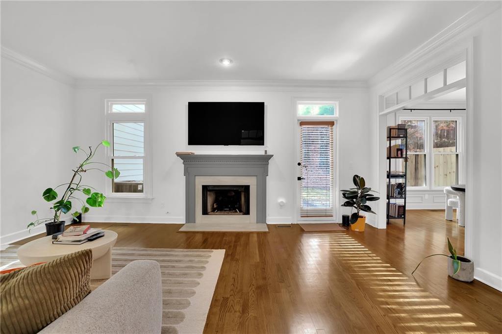 7155 Roswell Road Unit 14