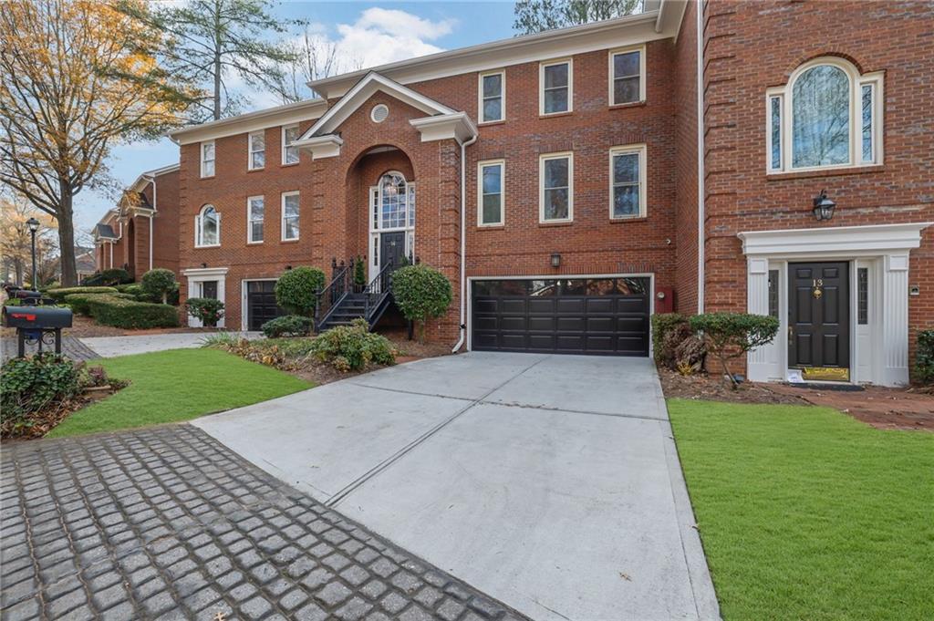 7155 Roswell Road Unit 14