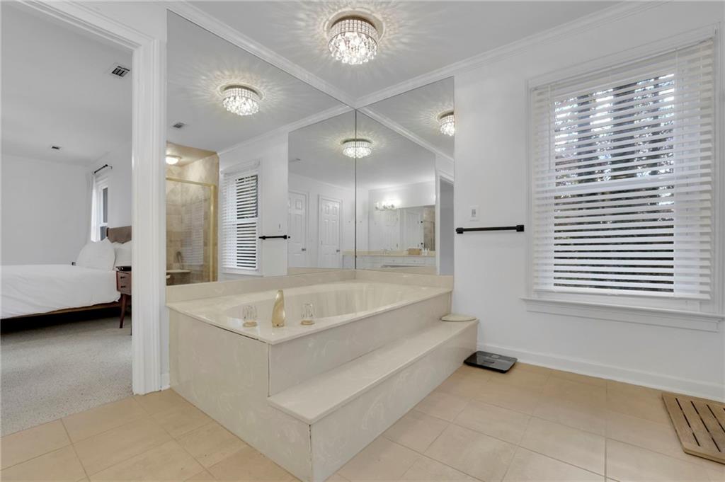 7155 Roswell Road Unit 14