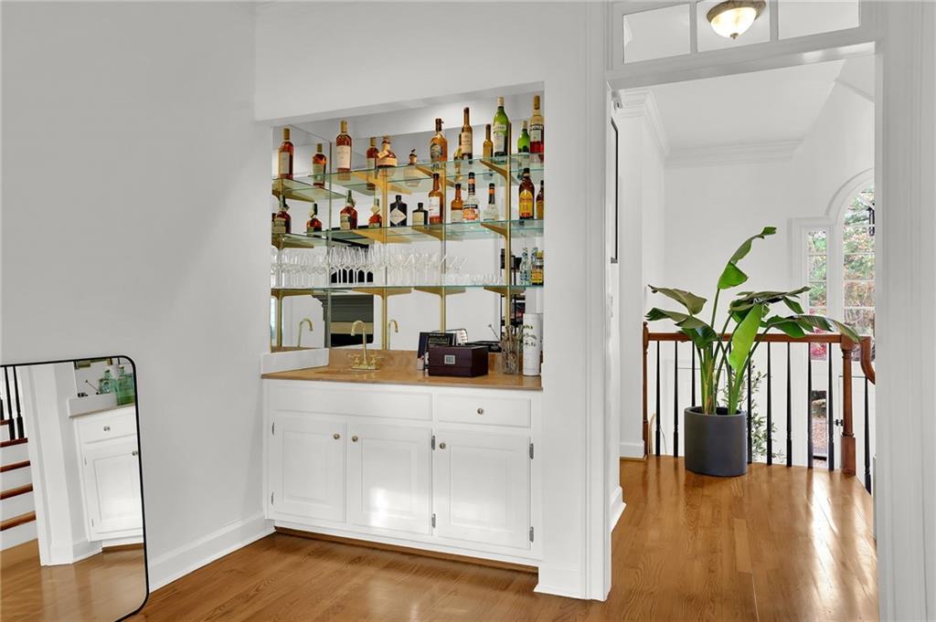 7155 Roswell Road Unit 14