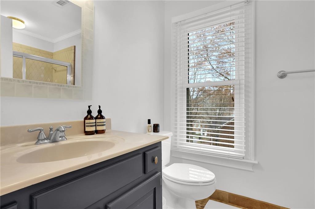 7155 Roswell Road Unit 14