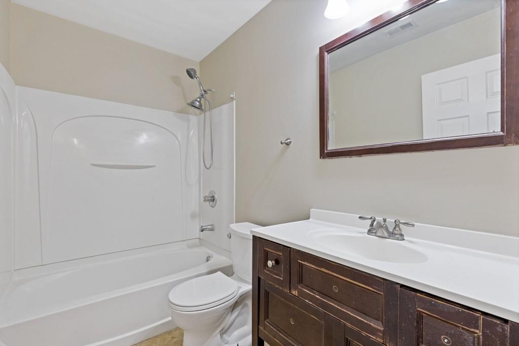 2813 Glenlocke Way NW