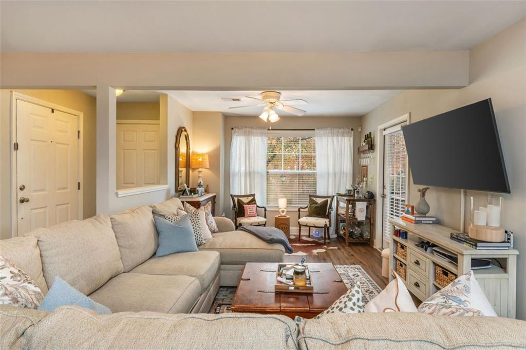 208 Madison Lane SE Unit 208