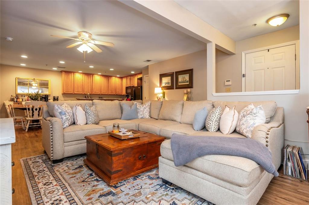 208 Madison Lane SE Unit 208