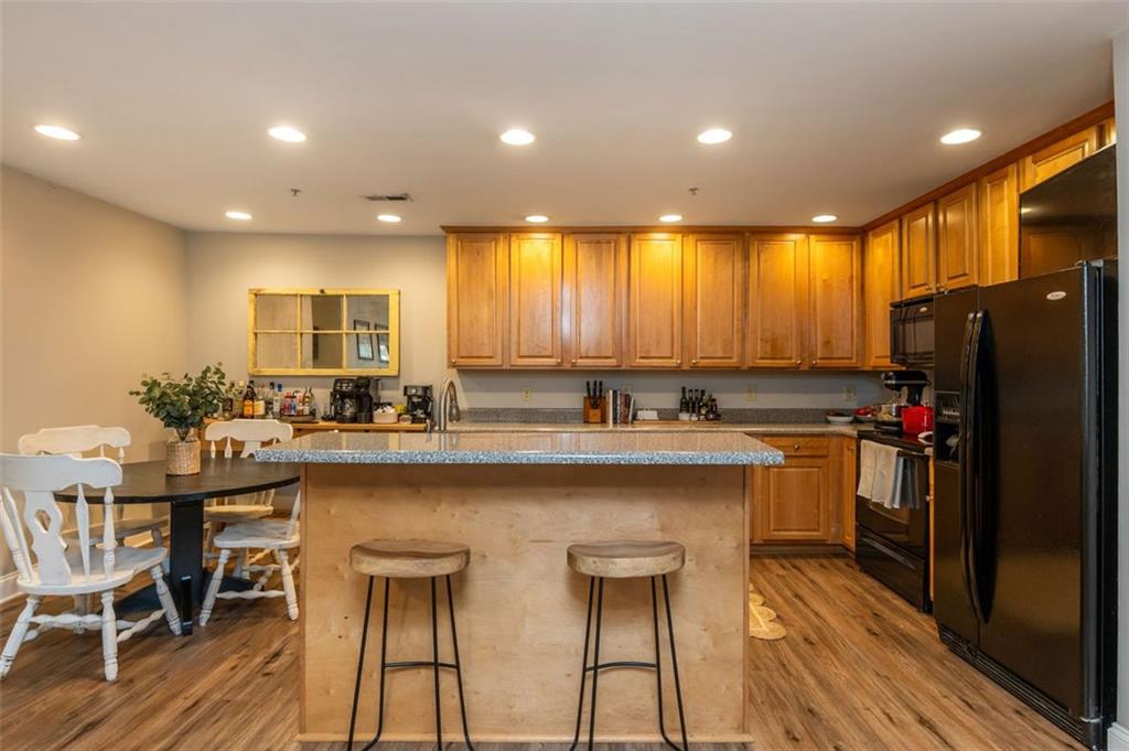 208 Madison Lane SE Unit 208