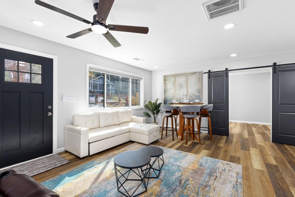 2103 Kipling Circle SE