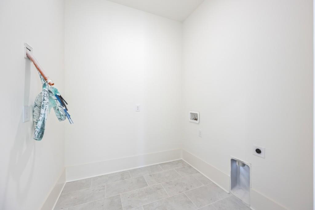 690 Foster Park Lane