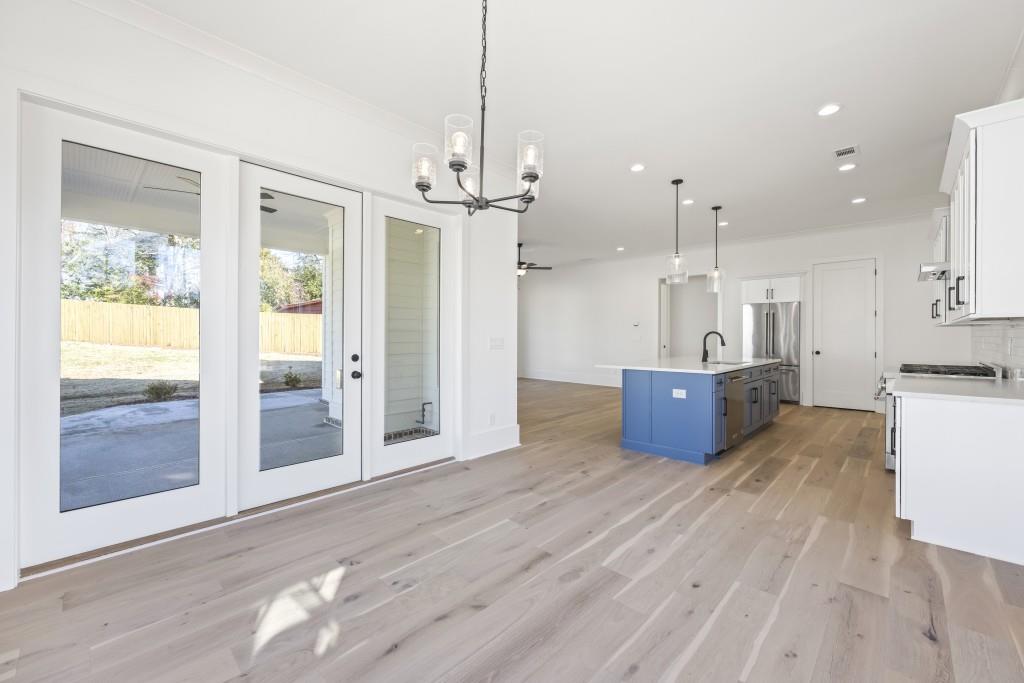 690 Foster Park Lane