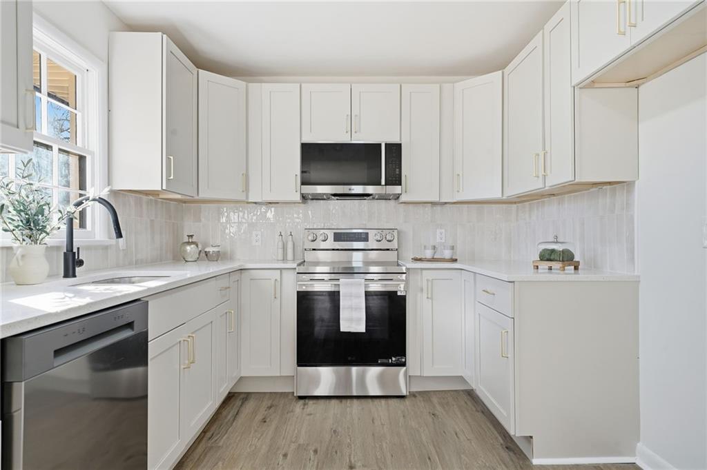 135 Reeceburg Road SE