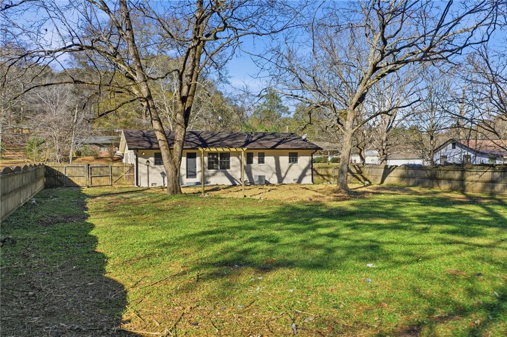 135 Reeceburg Road SE