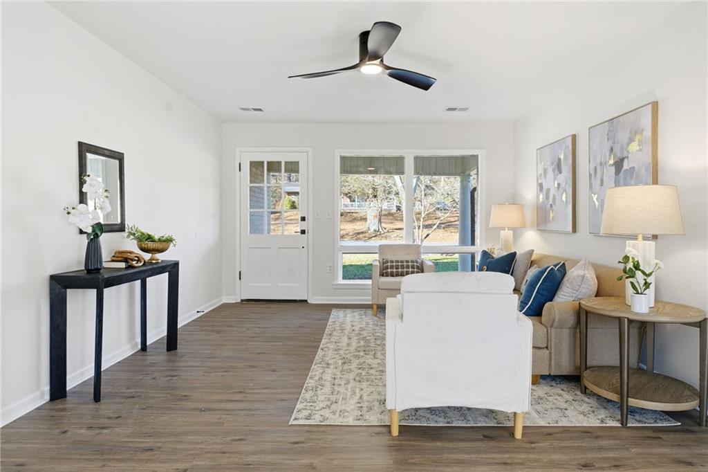 135 Reeceburg Road SE