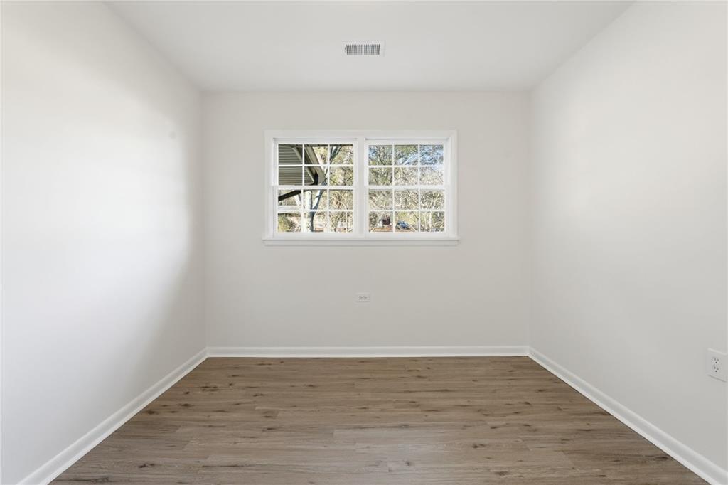 135 Reeceburg Road SE