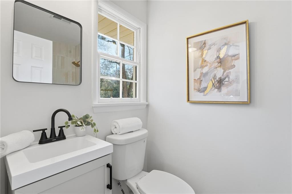 135 Reeceburg Road SE