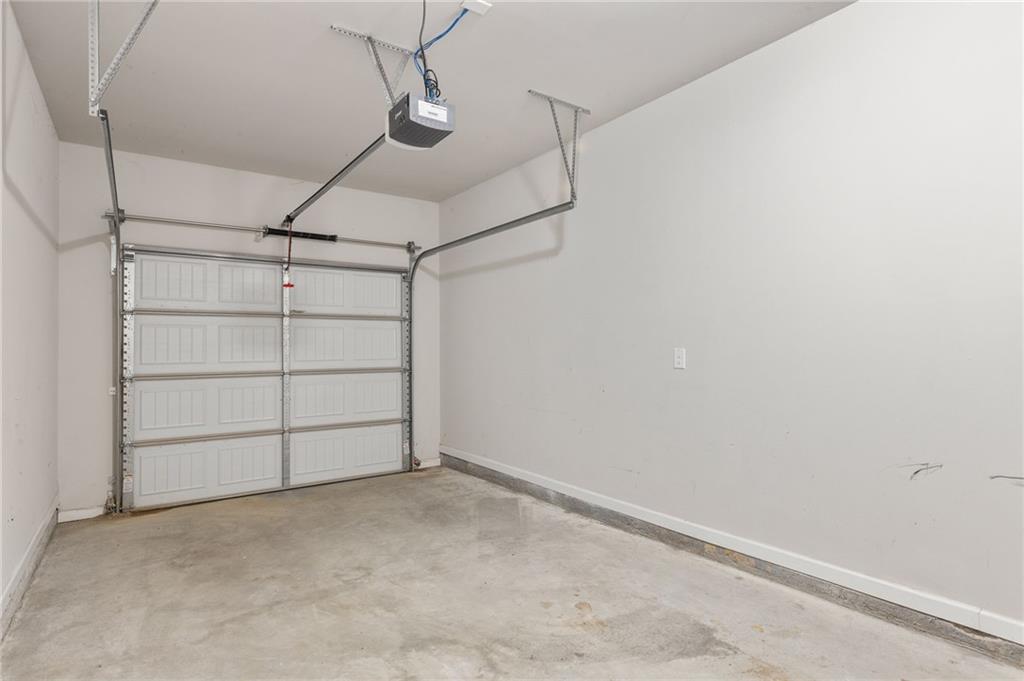 4497 Ravenwood Drive