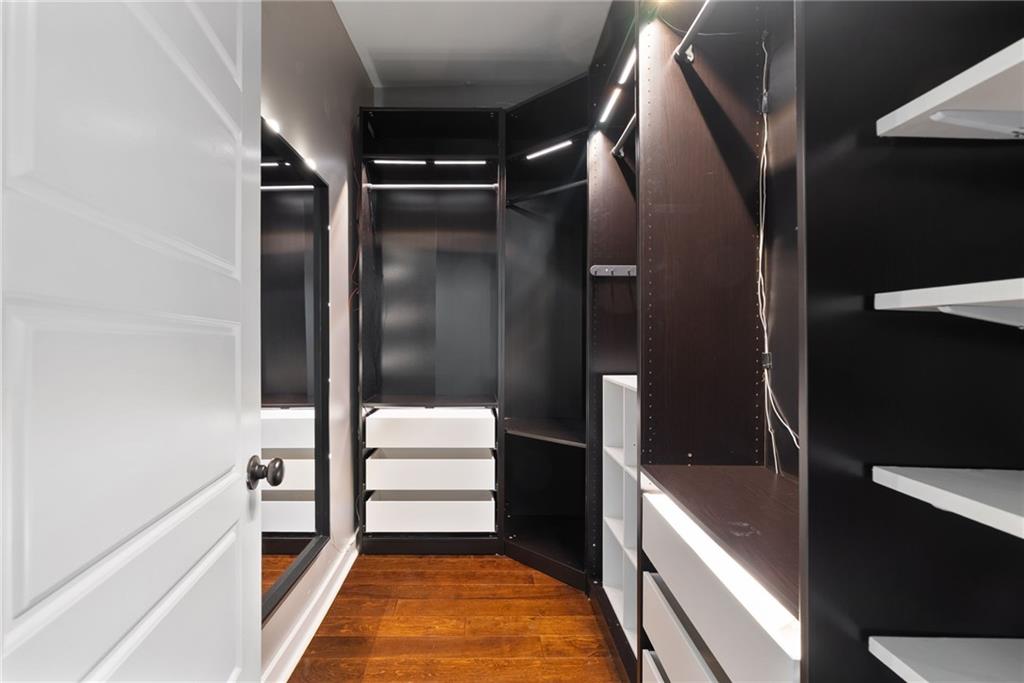 715 Woodson Street SE