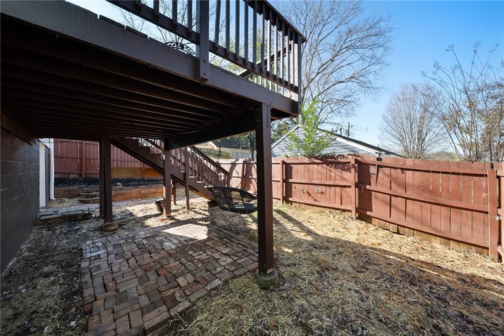 715 Woodson Street SE