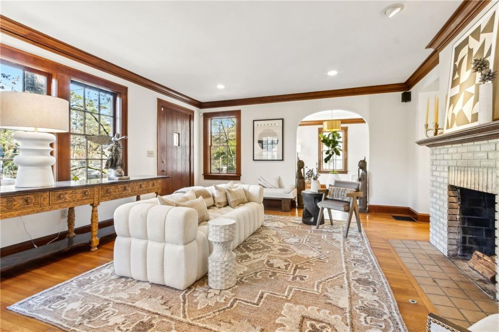 1456 N Morningside Drive NE