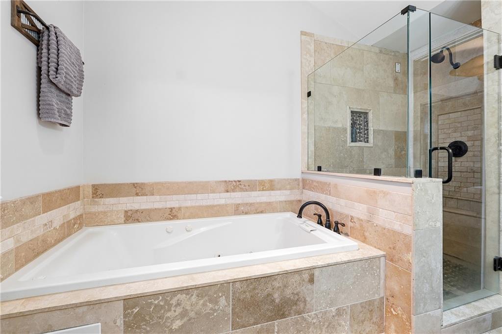 5960 River Ridge Lane