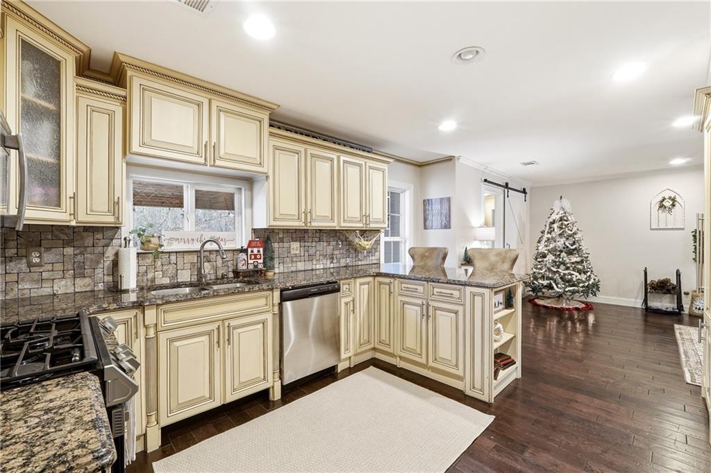 5960 River Ridge Lane