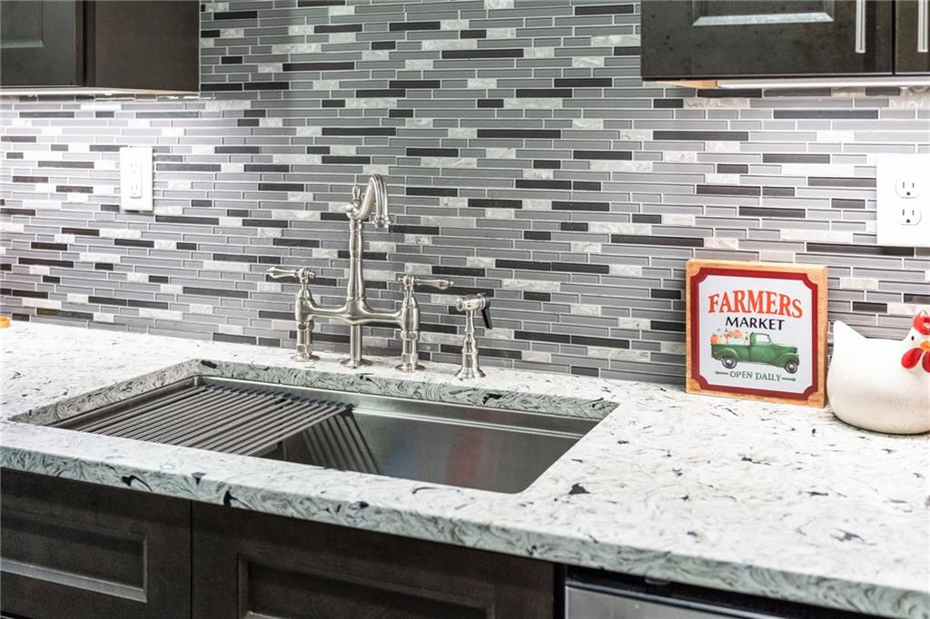 87 Peachtree Street SW Unit 209