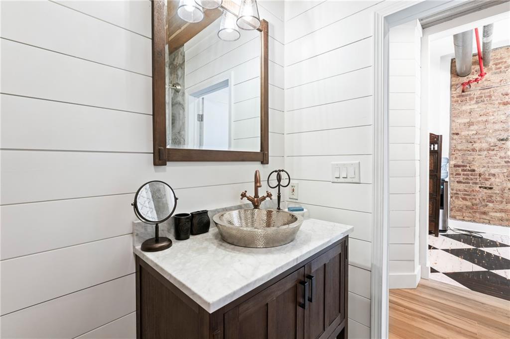 87 Peachtree Street SW Unit 209