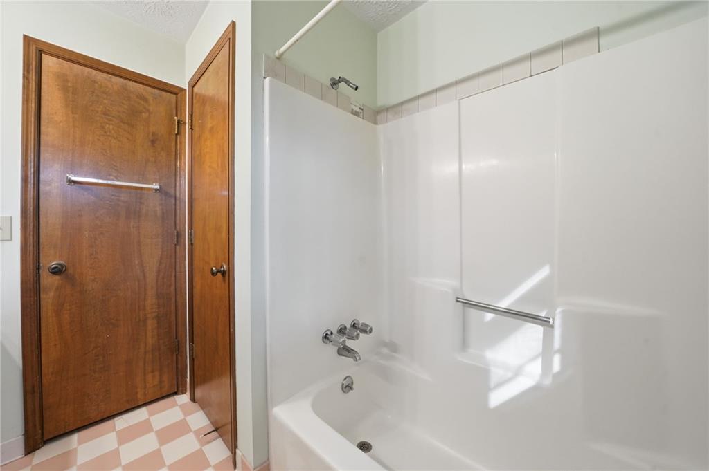 1597 Sprayberry Drive