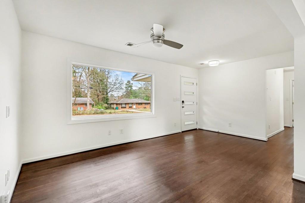 3053 Hollywood Drive