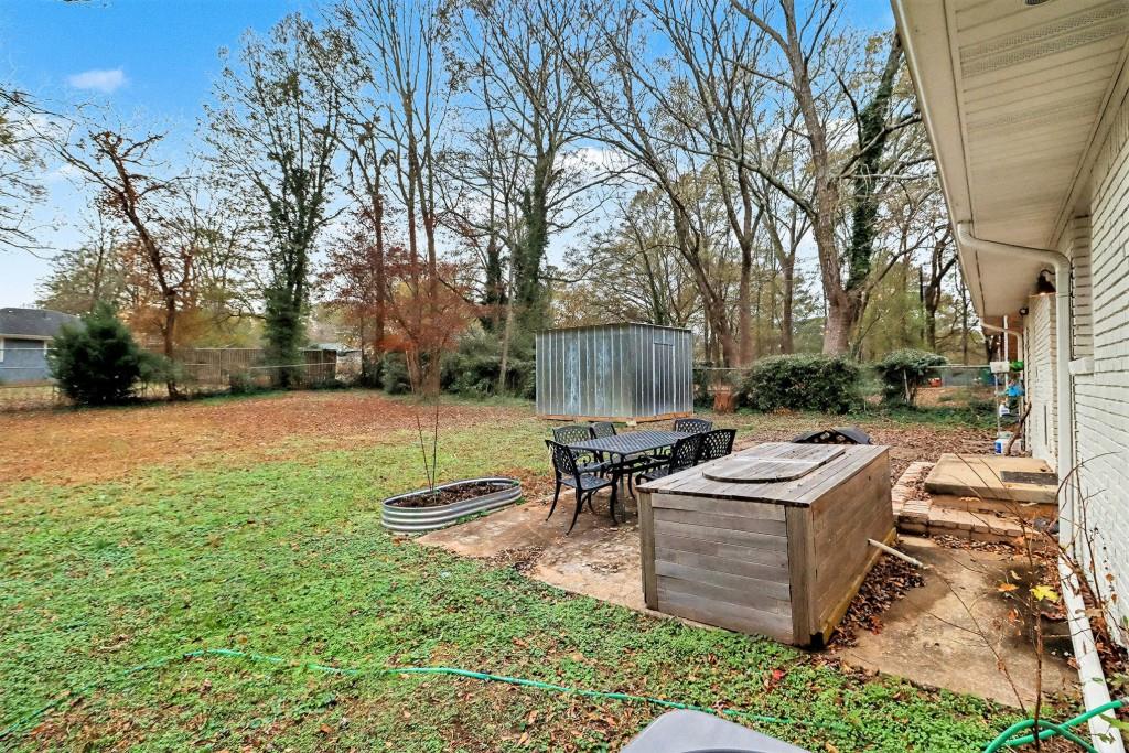 3053 Hollywood Drive