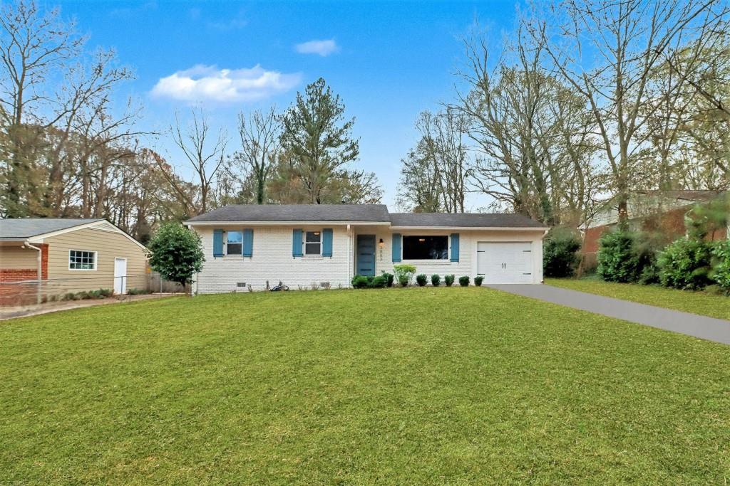 3053 Hollywood Drive